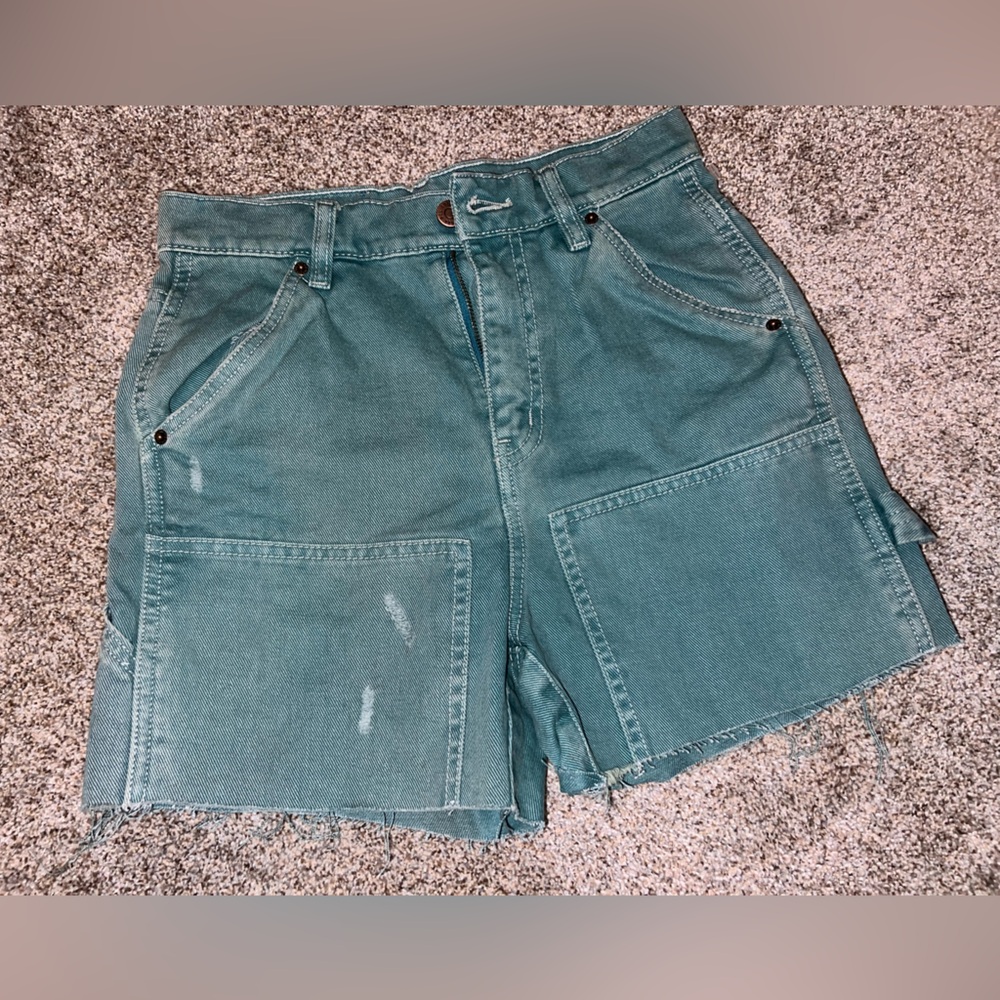 NWOT BDG Shorts sz 25